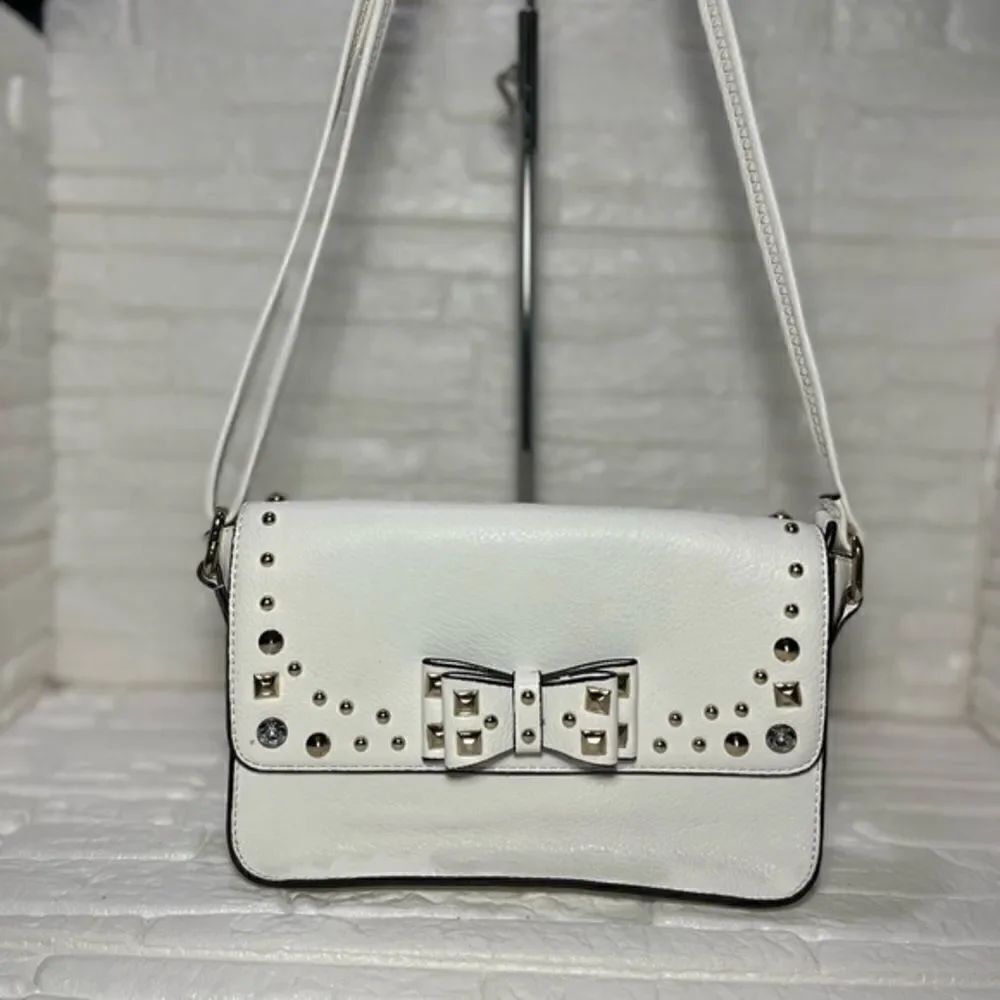 Charming Charlie Crossbody bag